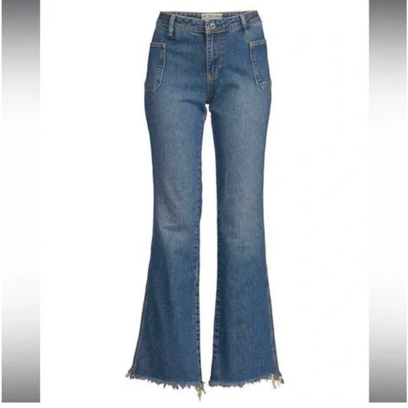 We The Free ‘ Izzy ‘ Low Rise Flare Women’s Denim Patch Pocket Jeans Size 24 - Picture 3 of 10